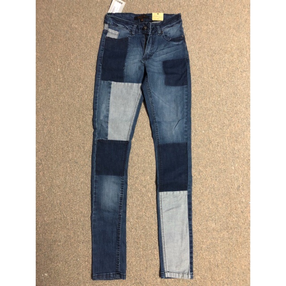 Color-block Jeans
